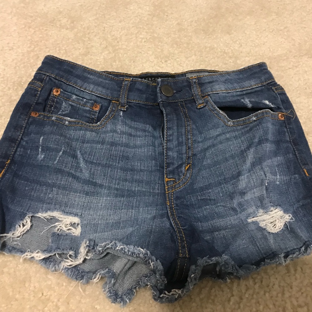 Ripped blue jean shorts from Aeropostale